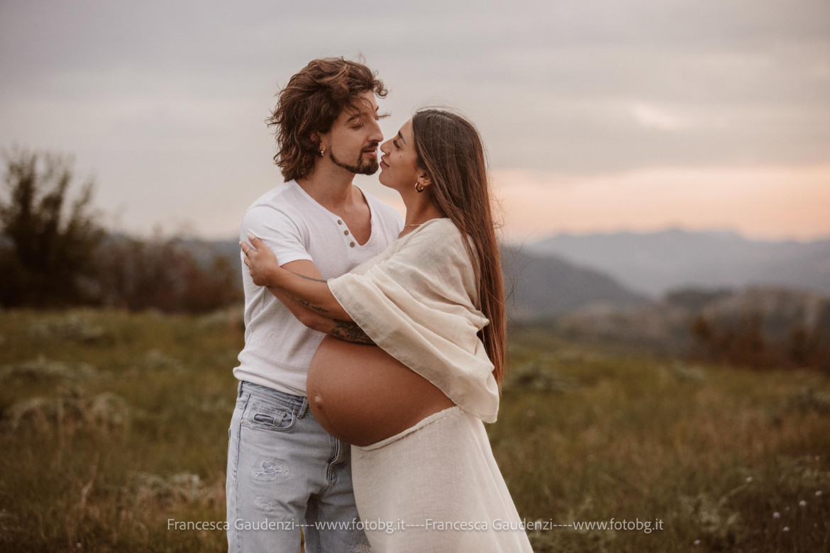 Servizio fotografico in gravidanza a Faenza (RA)