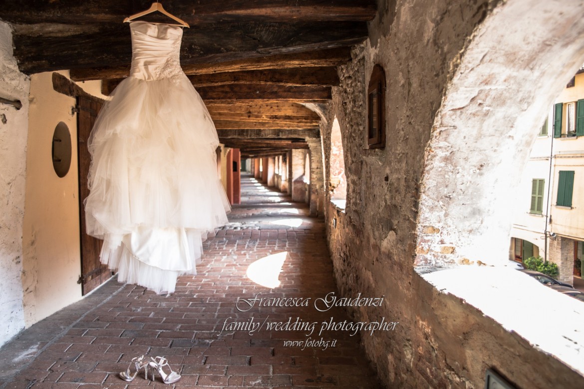 L'abito della sposa nell'Antica via degli Asini - Brisighella